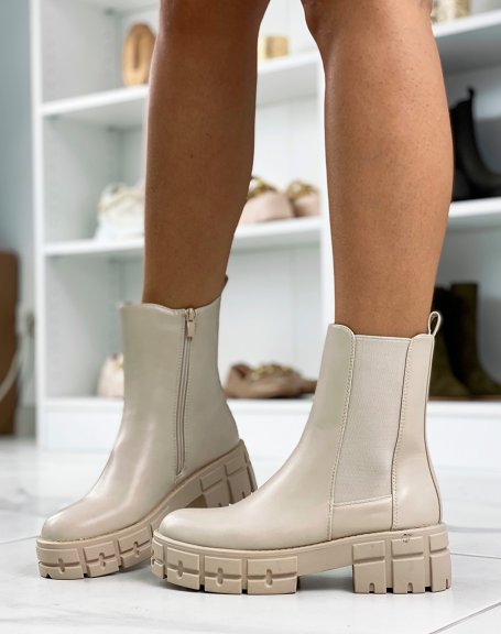 Beige chelsea boots with chunky notched heel