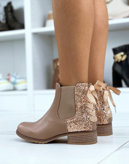 Beige Chelsea boots with pink sequins with bow