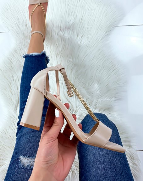 Beige heeled sandals with dropped chains