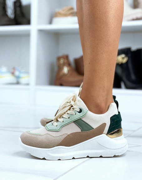 Beige sneakers with green details