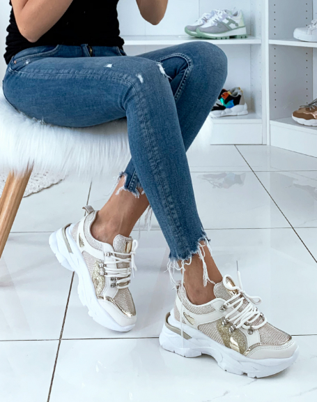 Beige sneakers with silver insert and band on heel