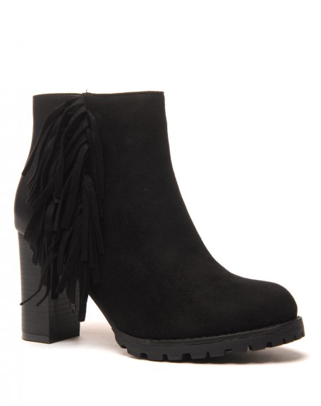 Black ankle boots with bi-material heels with side fringes