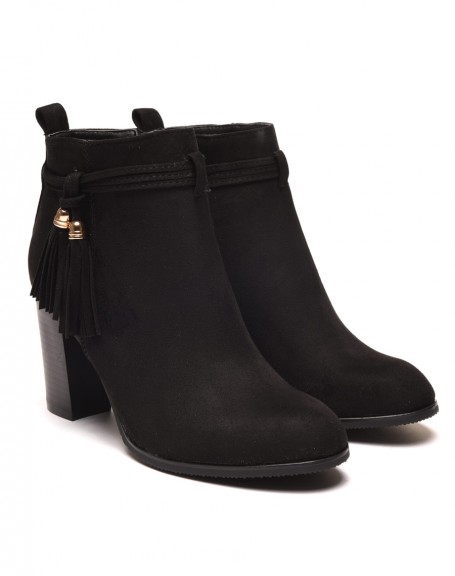 Black ankle boots with heels & thin straps