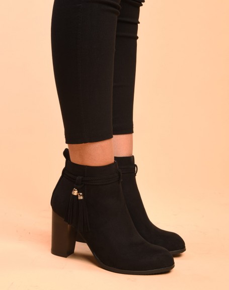 Black ankle boots with heels & thin straps