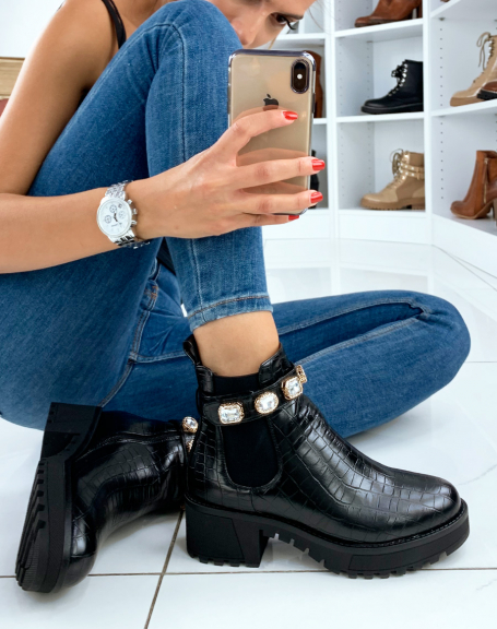 Black ankle boots with mid-high heels