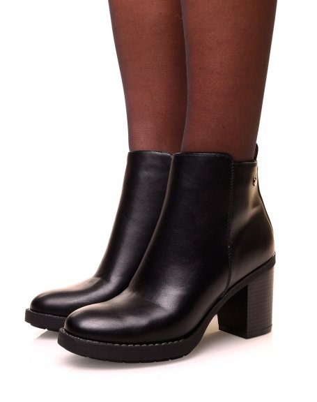 Black ankle boots with square heels