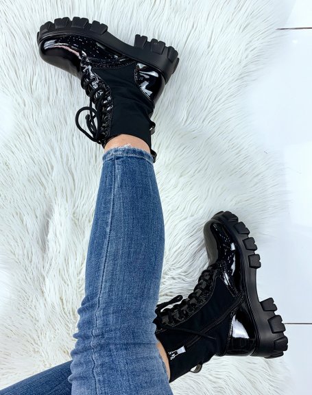 Black bi-material boots with notched soles with pocket