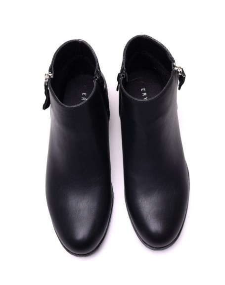 Black bi-material flat boots