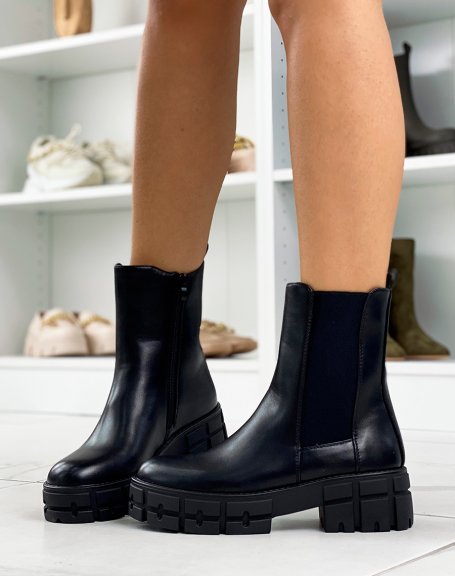 Black chelsea boots with chunky notched heel