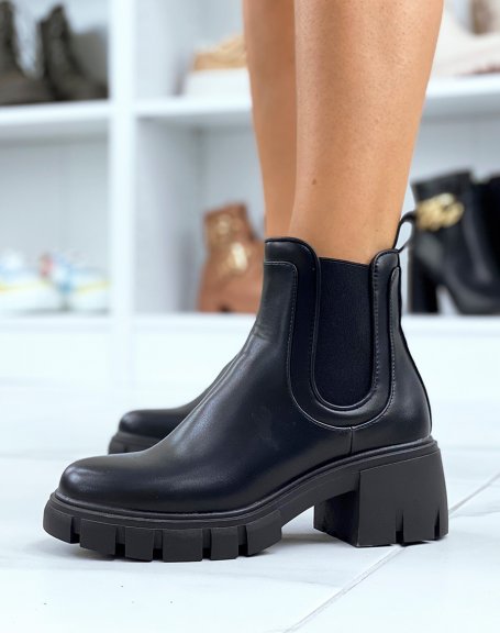Black Chelsea-inspired low-heeled ankle boots
