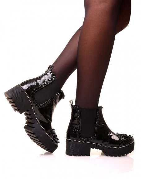 Black croc-effect patent leather ankle boots with studs