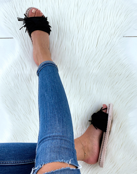 Black espadrille-style mules with fringes
