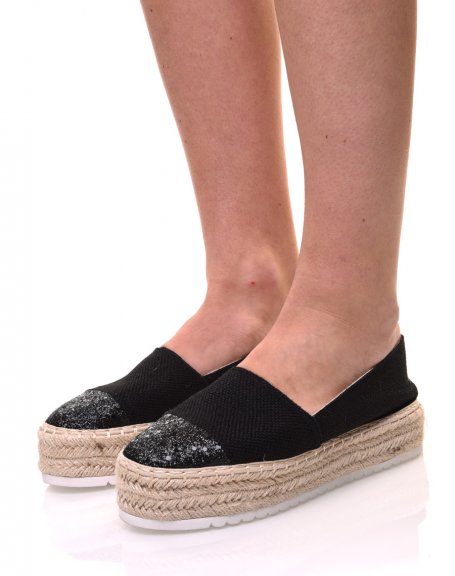 Black espadrilles with thick soles
