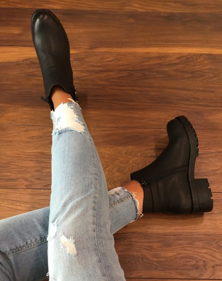 Black flat ankle boots with elastic