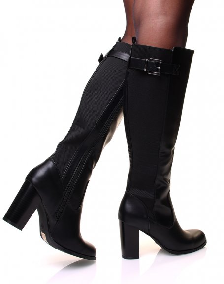Black heeled boots