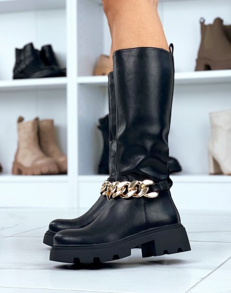 Black high boots with gold chain