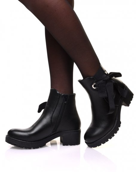 Black lace-up ankle boots with bow and eyelet