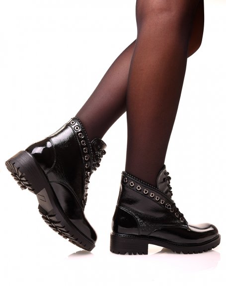 Black lacquered ankle boot with pearls and rhinestones