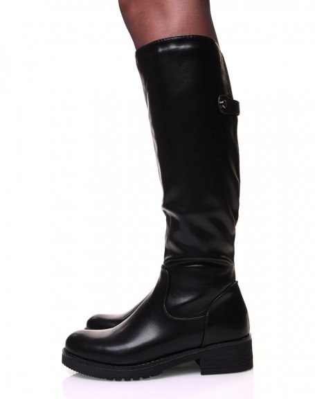Black leather-look rounded toe boots