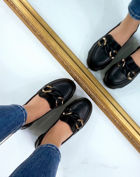 Black loafers with gold and matte chain