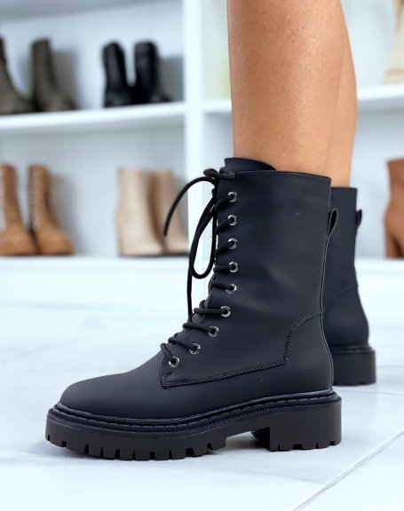 Black matte high-top ankle boots with lace and heeled sole