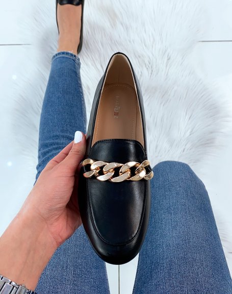 Black moccasin with large golden chain
