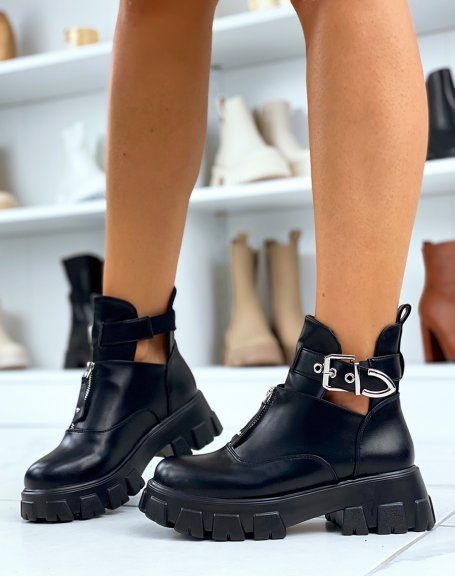 Black open ankle boots zipped with straps and notched soles