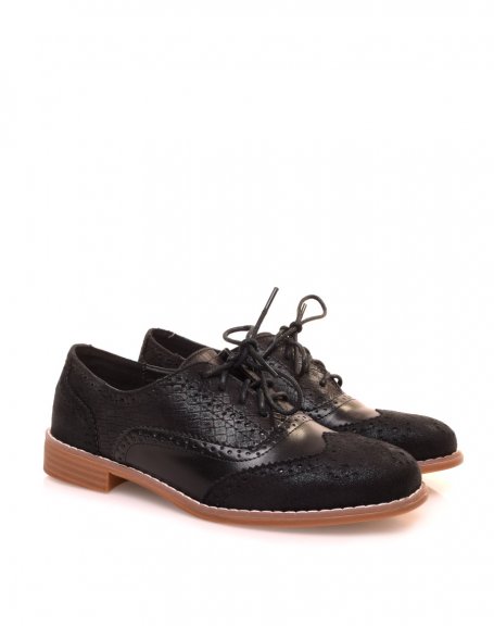 Black Oxford with rounded toe stitching