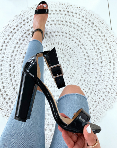 Black patent sandals with square heel