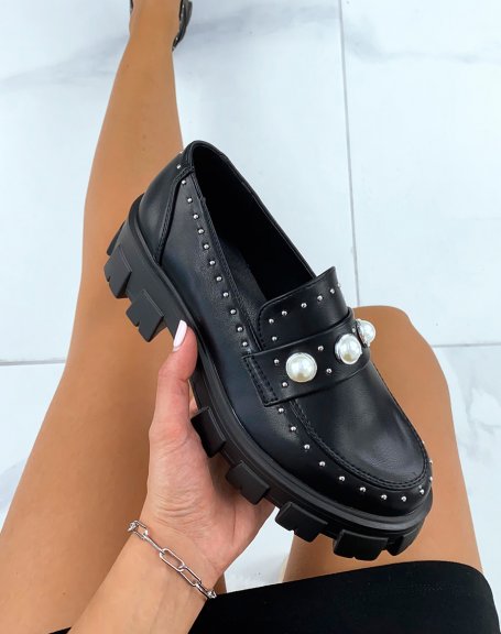 Black pearl loafer with chunky platform