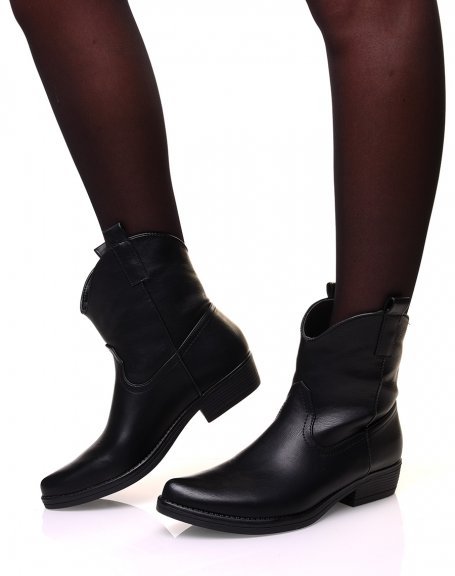 Black pointed toe ankle boots