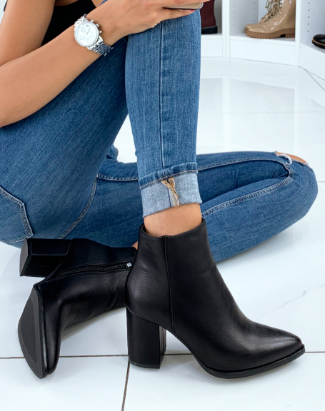 Black pointed toe low boots