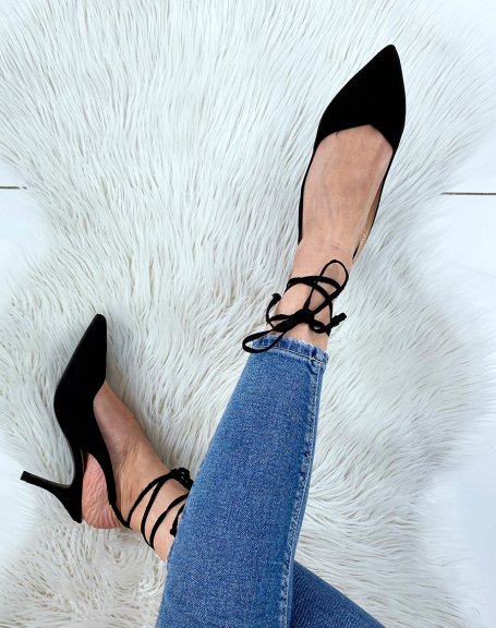 Black pumps open at the back with long straps