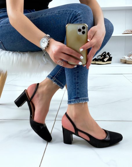 Black pumps with square heel and round toes with fabric yoke