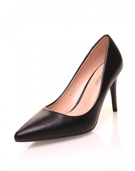 Black pumps with stiletto heels