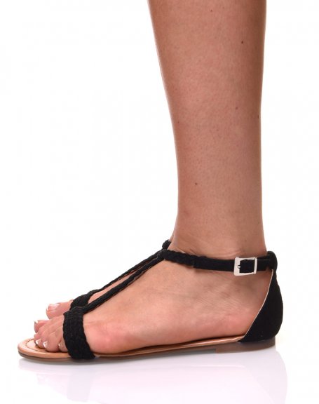 Black sandals in braided fabrics