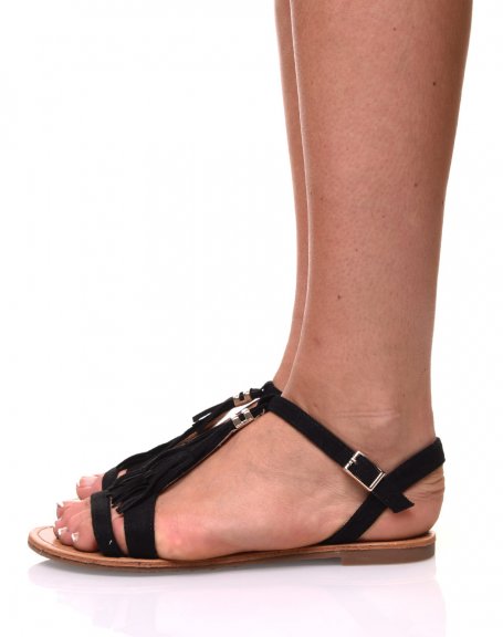 Black sandals with fringes