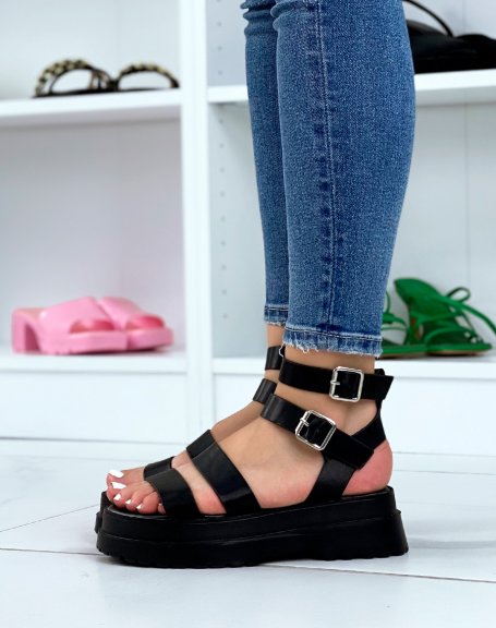 Black sandals with small heel and multiple thick straps