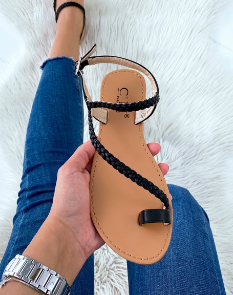 Black sandals with toe strap and braided straps
