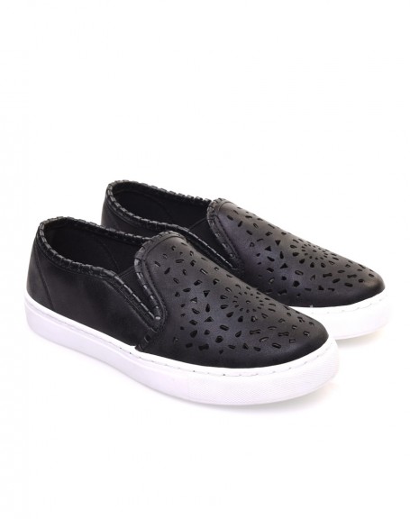 Black slippers with openwork patterns