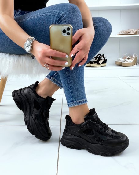 Black sneakers with yoke and notched sole