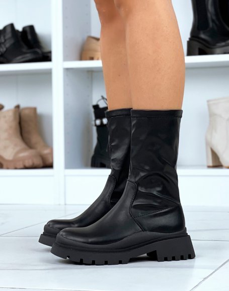 Black soft-shank ankle boots