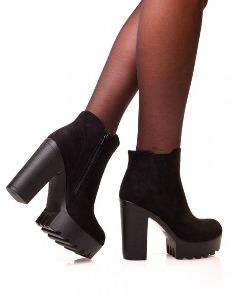 Black suedette ankle boots with heels and cutout elastic