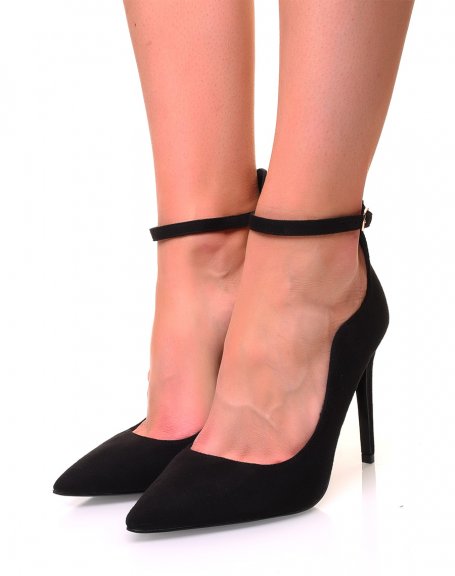Black suedette pumps with pointed toes and thin straps