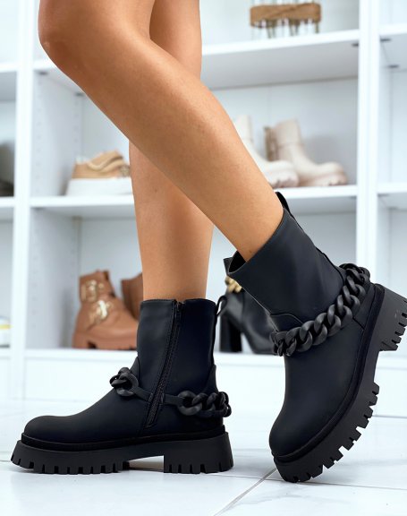 Black waterproof effect ankle boots with black chain and lug sole