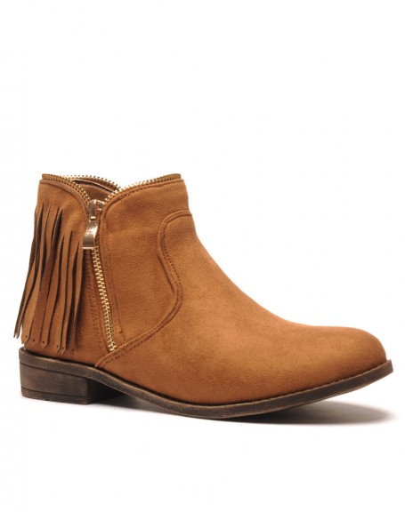 Camel ankle boot with fringes