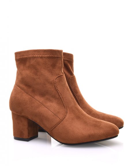 Camel ankle boots entirely in suede thick mid-high heels