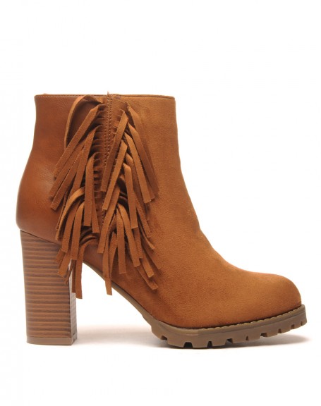 Camel ankle boots with bi-material heels with side fringes