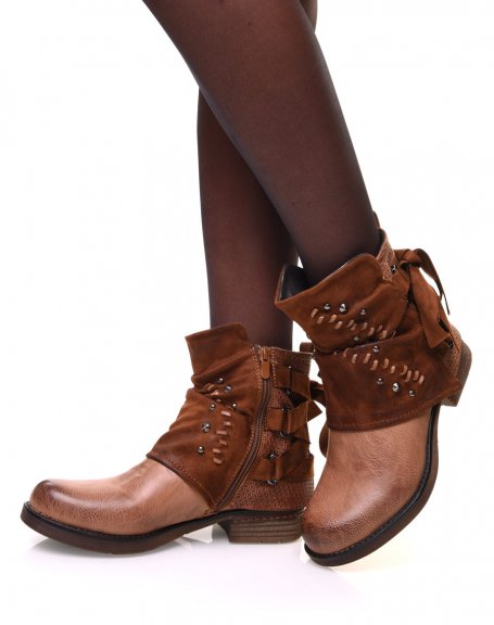 Camel ankle boots with bi-material panels and bow