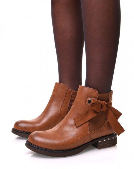 Camel ankle boots with bow and eyelets